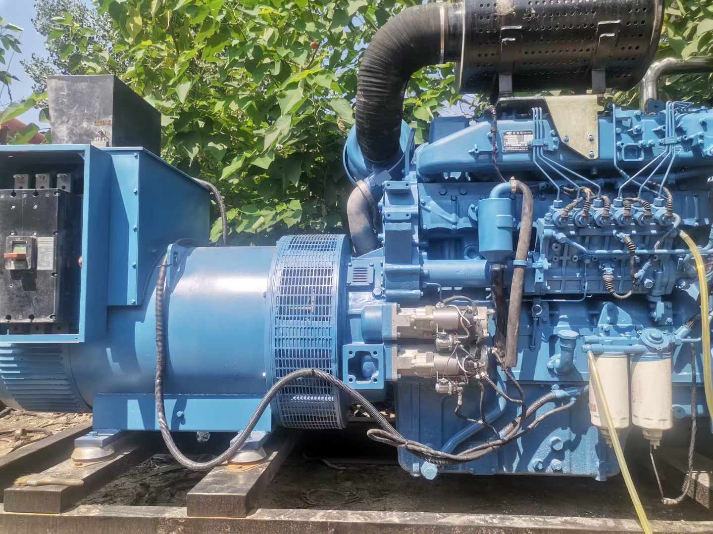 镇江详细说明降低 800kW 柴油发电机输出电流波动的方法